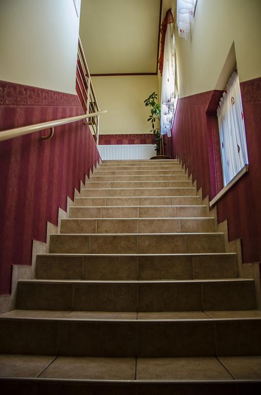 Hotel Arany Patkó Panzió Debreczyn Zewnętrze zdjęcie
